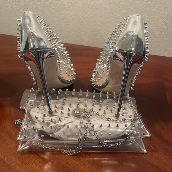 Steve Madden Vala Heels & Matching Purse - Picture 3 of 3